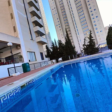 Luxmar Levante